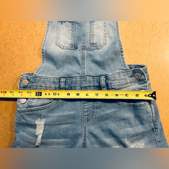 Ardene, short OVERALLS, Size 3 - Picture 3 of 4